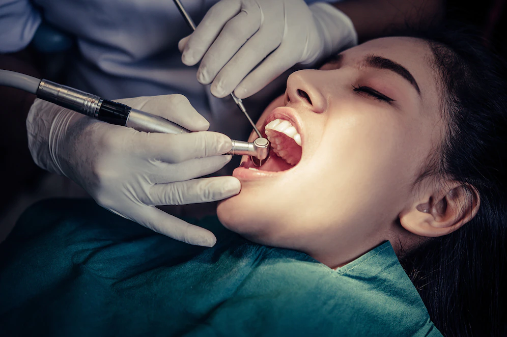 Dental cavity tratment